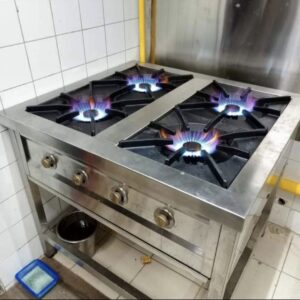Square 4 Burner Gas Cooker with Cast Iron Grill